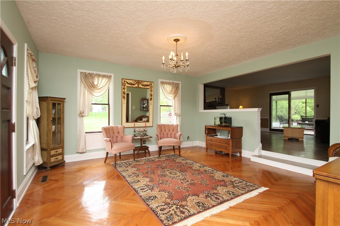 1597 South Medina Line Road Akron, OH 44321 - Photo 6 of 25