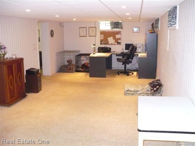 31 Dover Road Waterford, MI 48328 - Photo 17 of 20 31 Dover 116 (Small)
