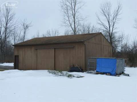 6242 West Stanley Road Mount Morris, MI 48458 - Photo 28 of 28 20394649-27.JPG