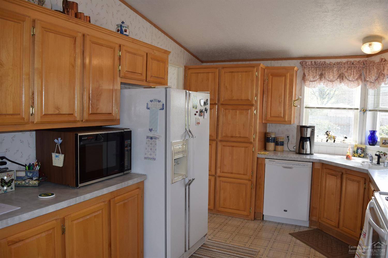 4309 Mt Vernon Road Springfield, OR 97478 - Photo 8 of 20 Additional Photo