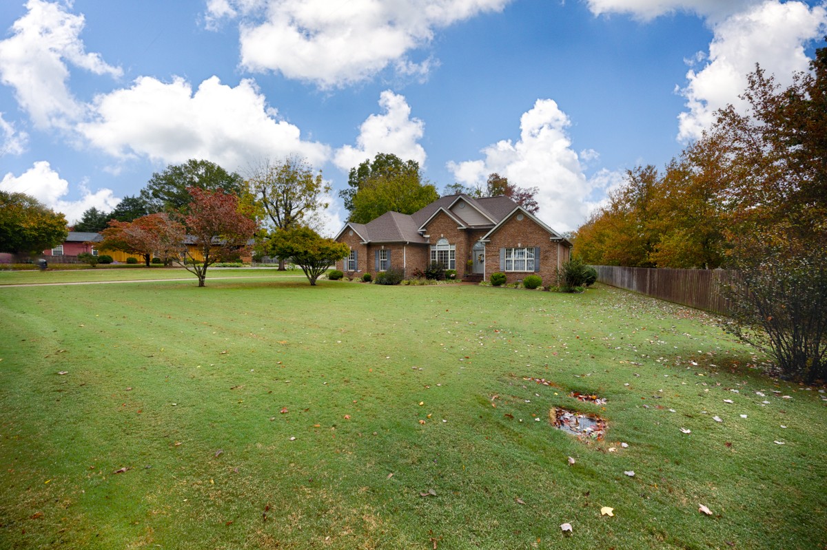715 South Clinton Street Athens, AL 35611 - Photo 26 of 63