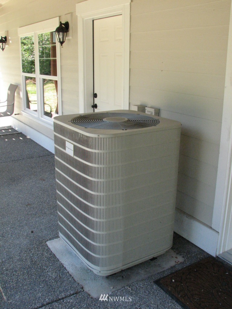 6205 139th Lane Southwest Rochester, WA 98579 - Photo 21 of 25 Gallery Image 21