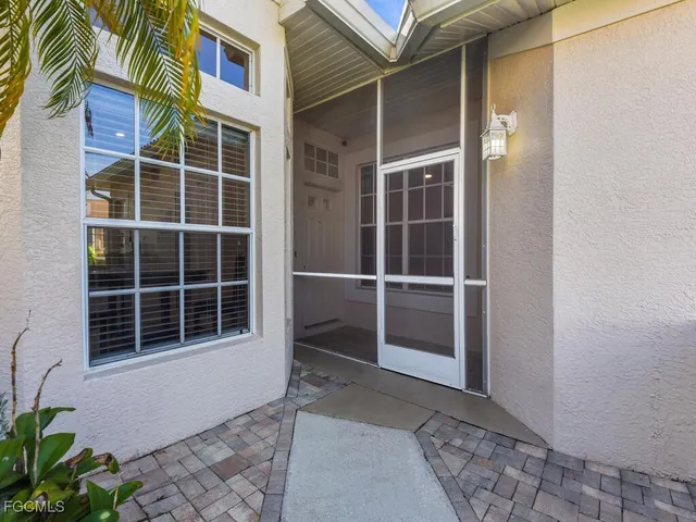 $325,000 | 12792 Devonshire Lakes Circle, Fort Myers, FL 33913