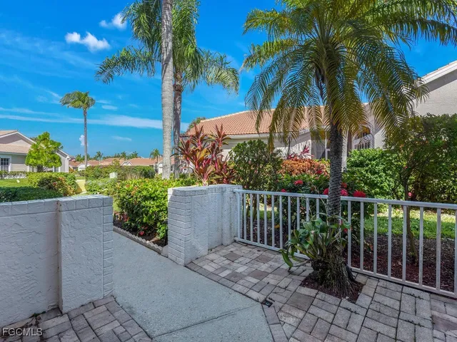 $325,000 | 12792 Devonshire Lakes Circle, Fort Myers, FL 33913
