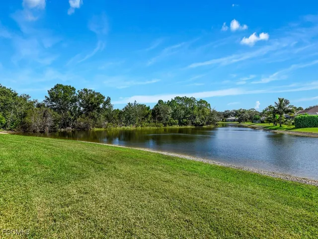 $325,000 | 12792 Devonshire Lakes Circle, Fort Myers, FL 33913