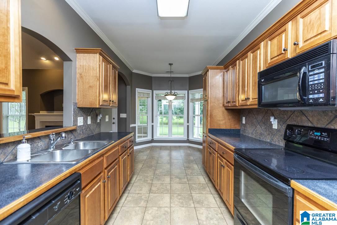 204 Cove Place Pelham, AL 35124 - Photo 8 of 25