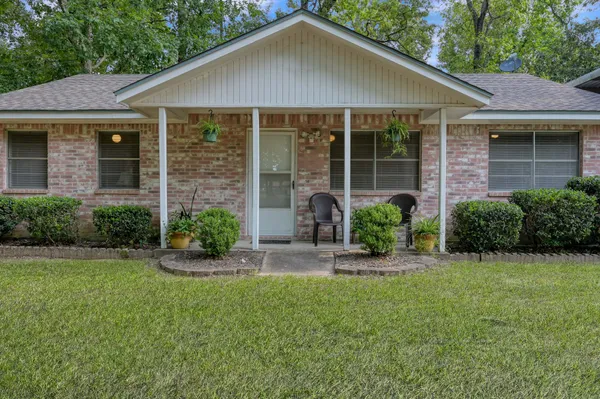 $255,000 | 26399 Hill And Dale Avenue, Splendora, TX 77372