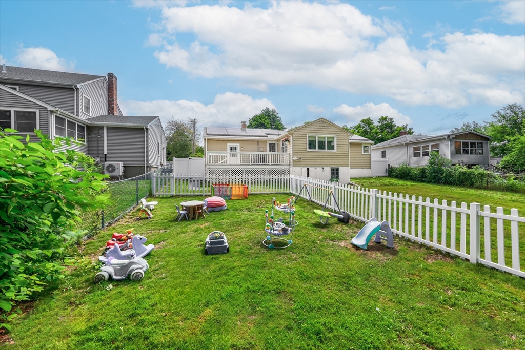 12 Lilian Rd Extension Framingham, MA 01701 - Photo 31 of 32