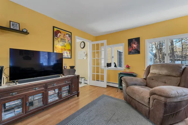 $620,000 | 9 Barkland Drive, Derry, NH 03038