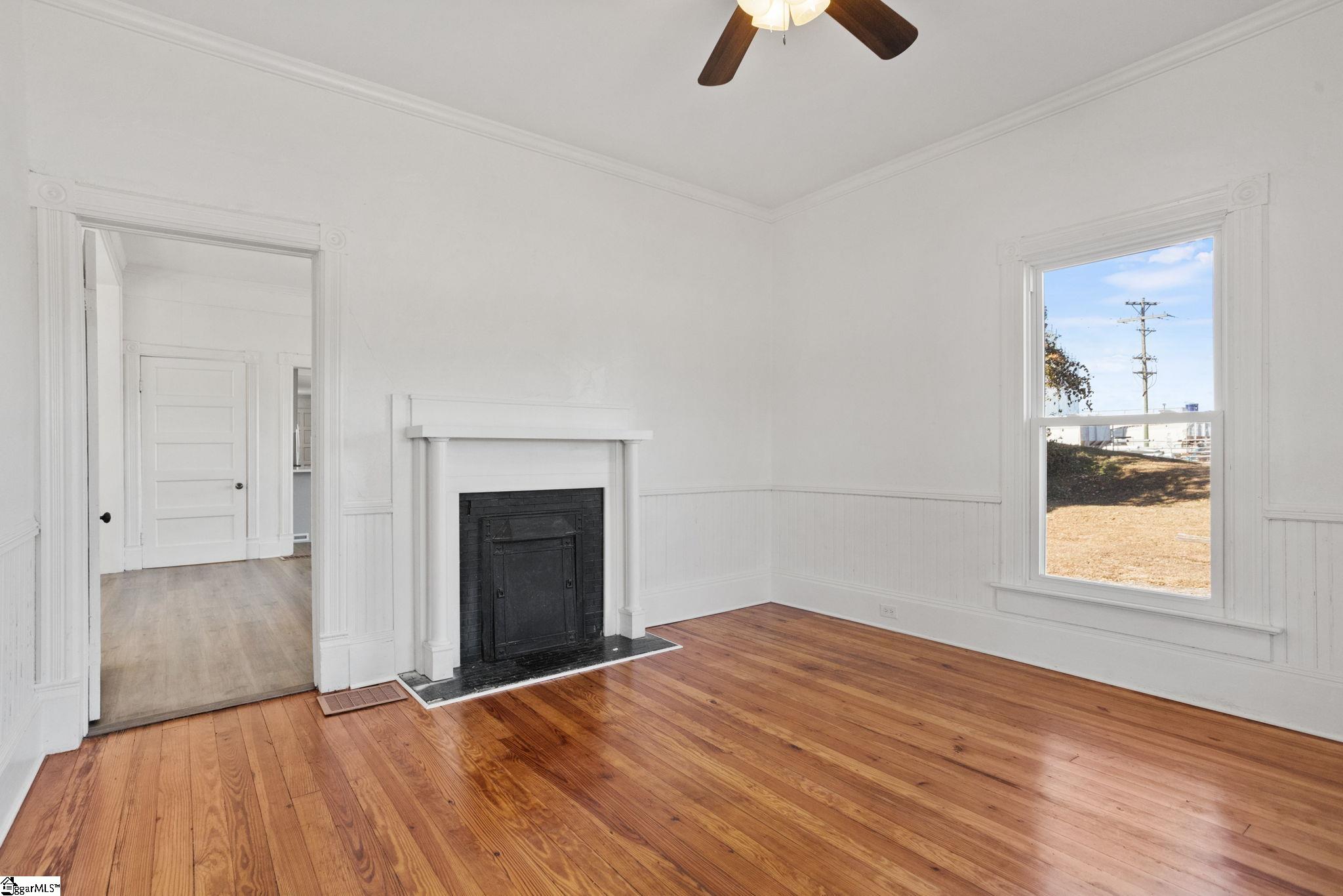 5994 North Old Laurens Road Gray Court, SC 29645 - Photo 14 of 25