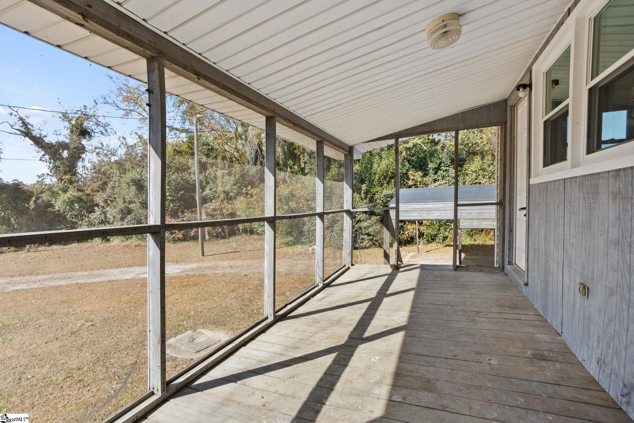5994 North Old Laurens Road Gray Court, SC 29645 - Photo 22 of 25