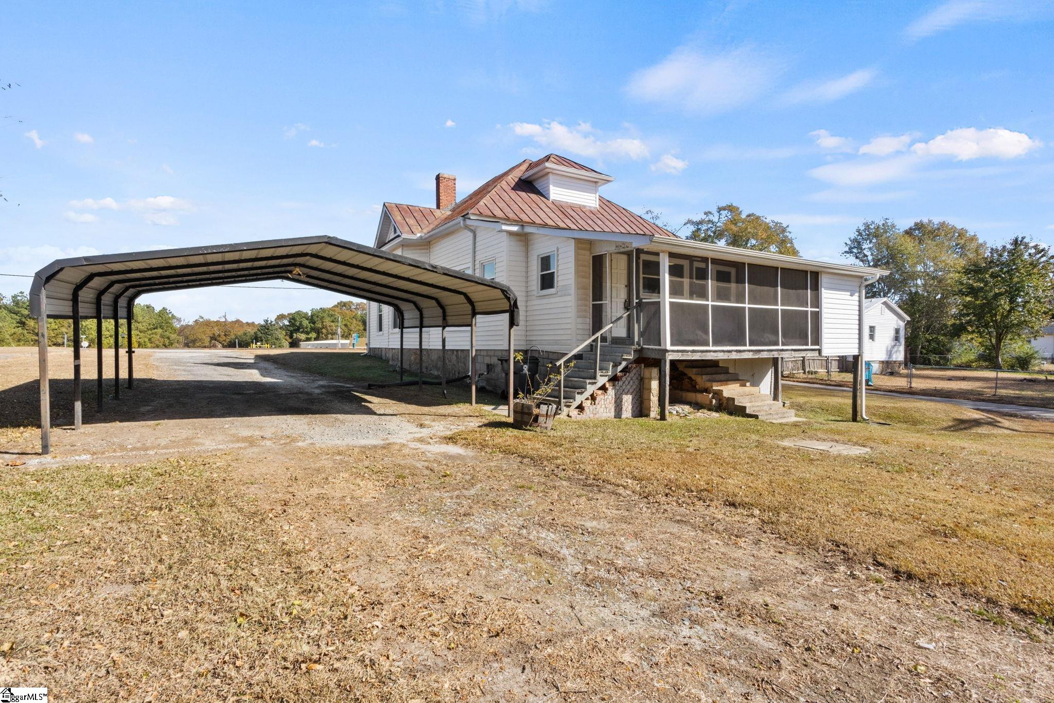 5994 North Old Laurens Road Gray Court, SC 29645 - Photo 23 of 25