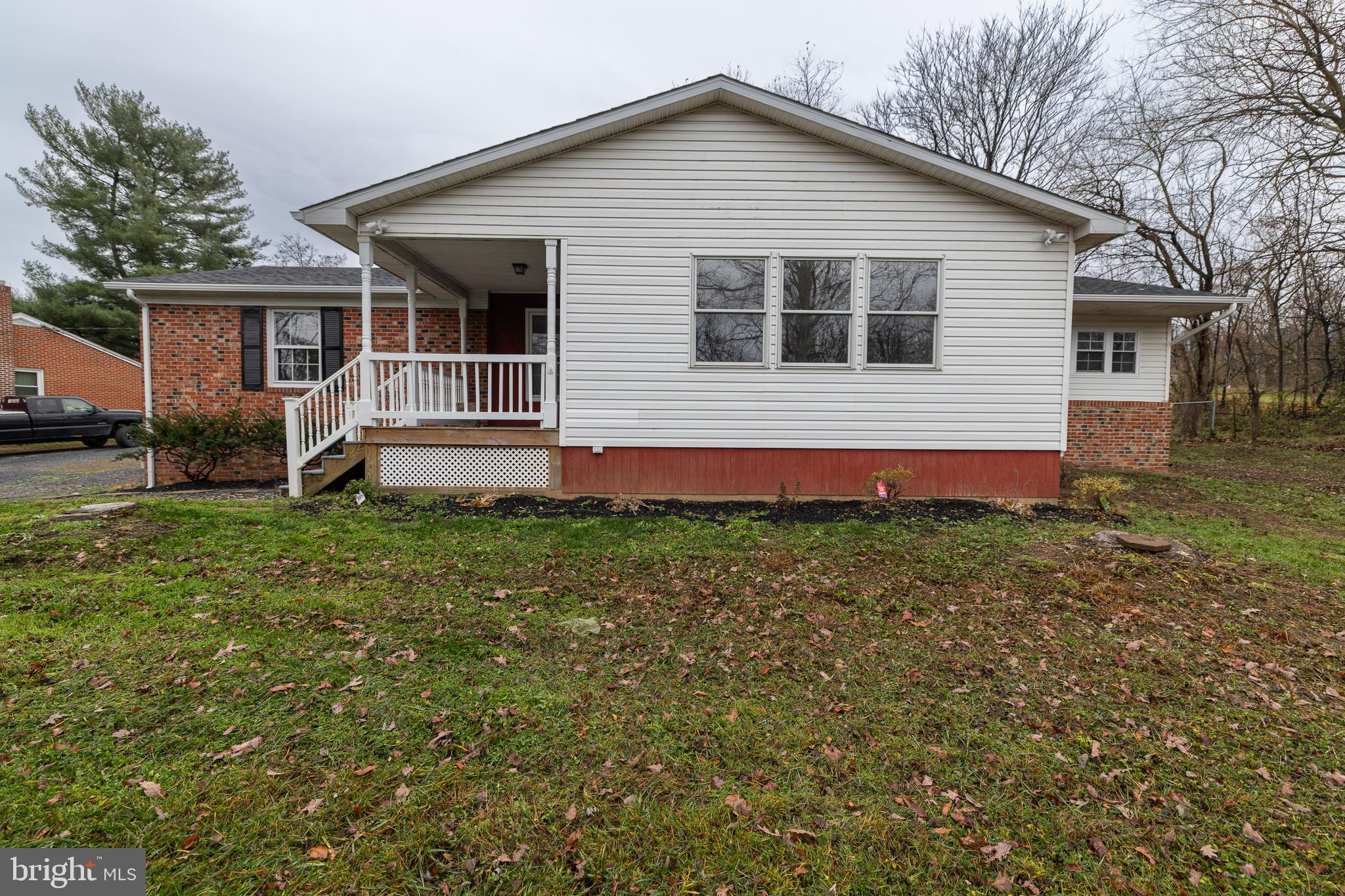 6731 Middle Road Middletown, VA 22645 - Photo 57 of 61 a front view of house with yard