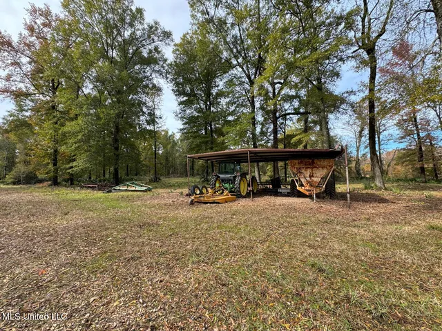 $2,990,000 | 298 Crescent Rd Street, Waterproof, LA 71375