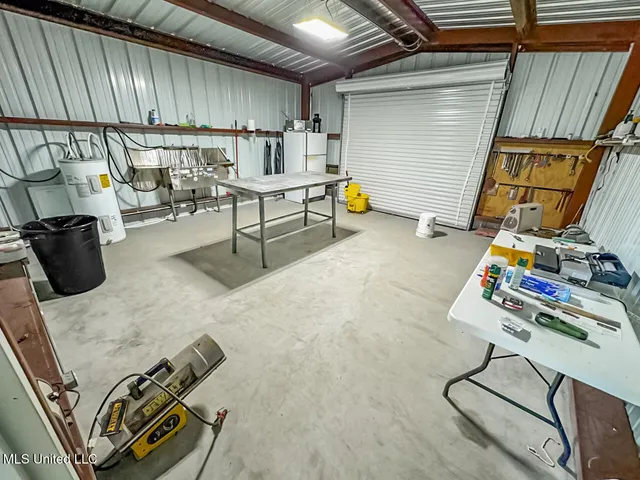 $2,990,000 | 298 Crescent Rd Street, Waterproof, LA 71375