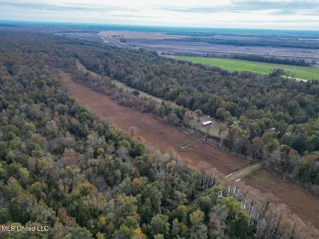 $2,990,000 | 298 Crescent Rd Street, Waterproof, LA 71375