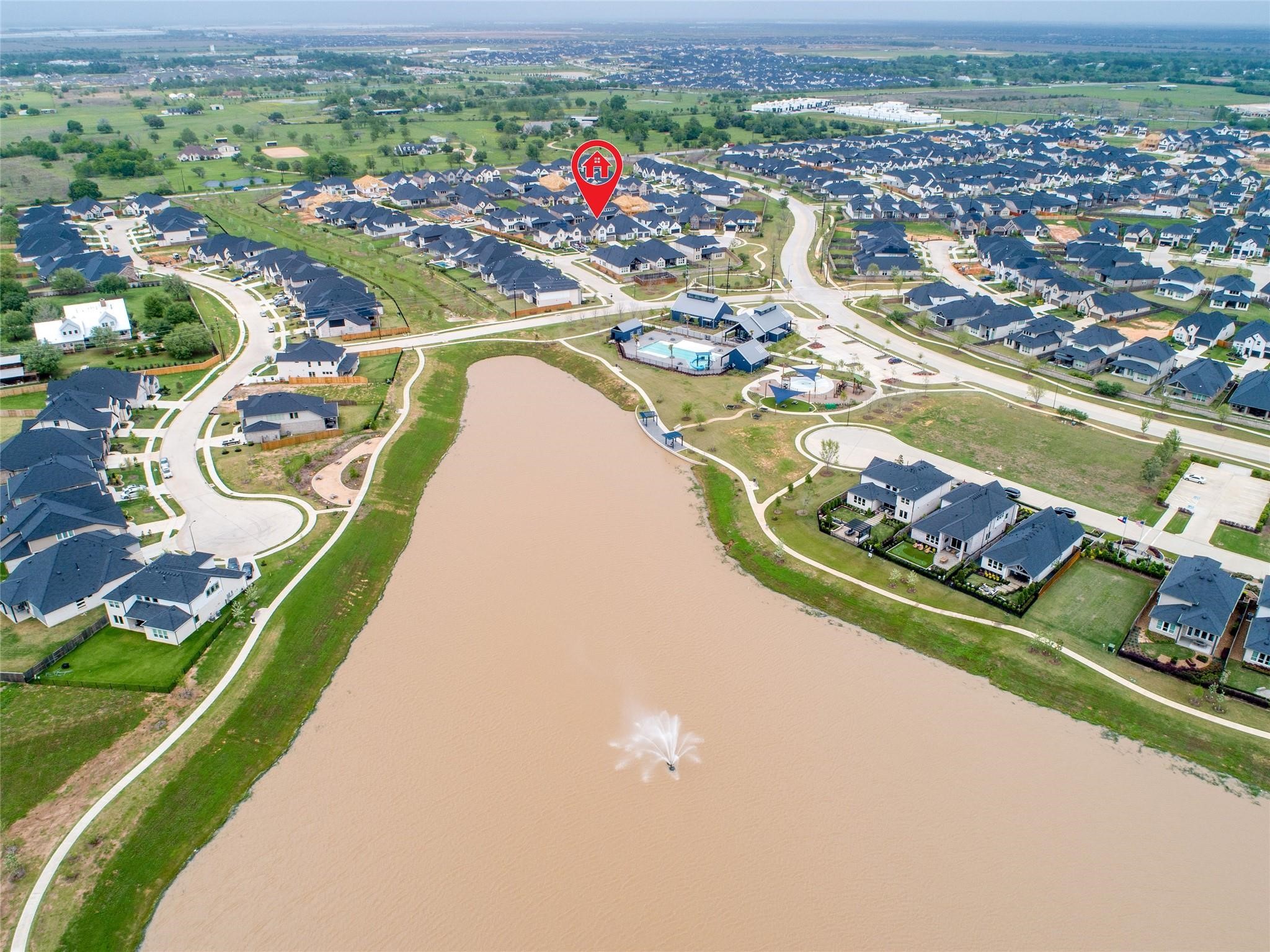 32018 Crested Knl Court Fulshear, TX 77441 - Photo 46 of 49 view of a city