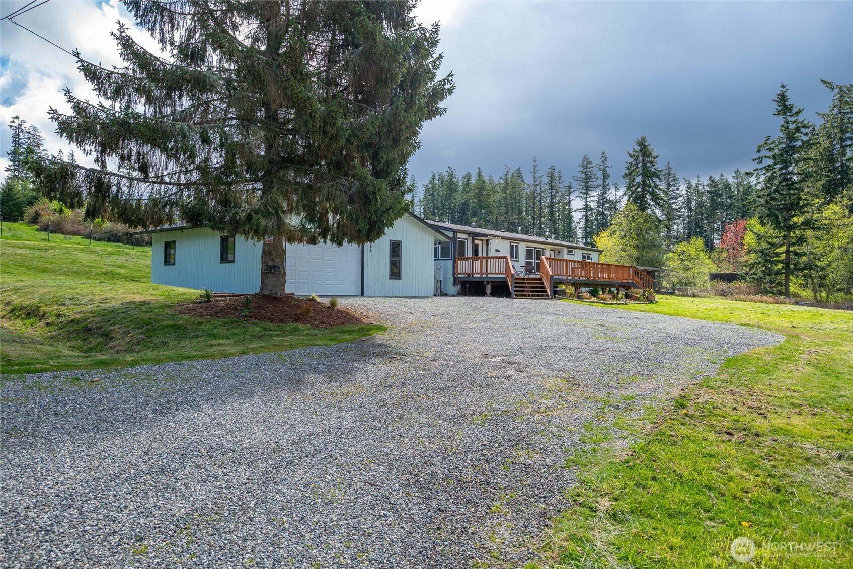 2192 Nautilus Road Freeland, WA 98249 - Photo 2 of 40