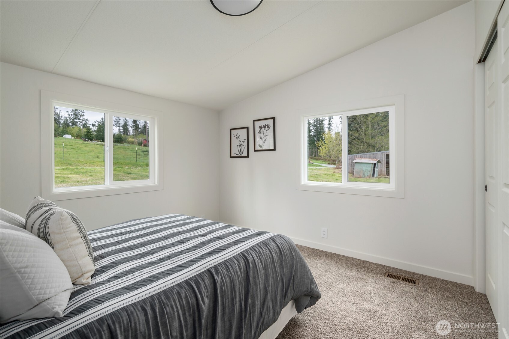 2192 Nautilus Road Freeland, WA 98249 - Photo 23 of 40