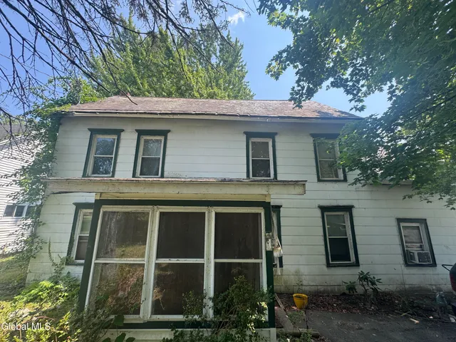 $172,000 | 3 Bunce Lane, Stillwater, NY 12170