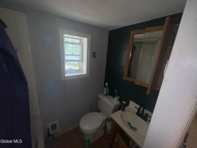 $172,000 | 3 Bunce Lane, Stillwater, NY 12170