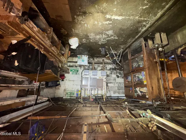 $172,000 | 3 Bunce Lane, Stillwater, NY 12170