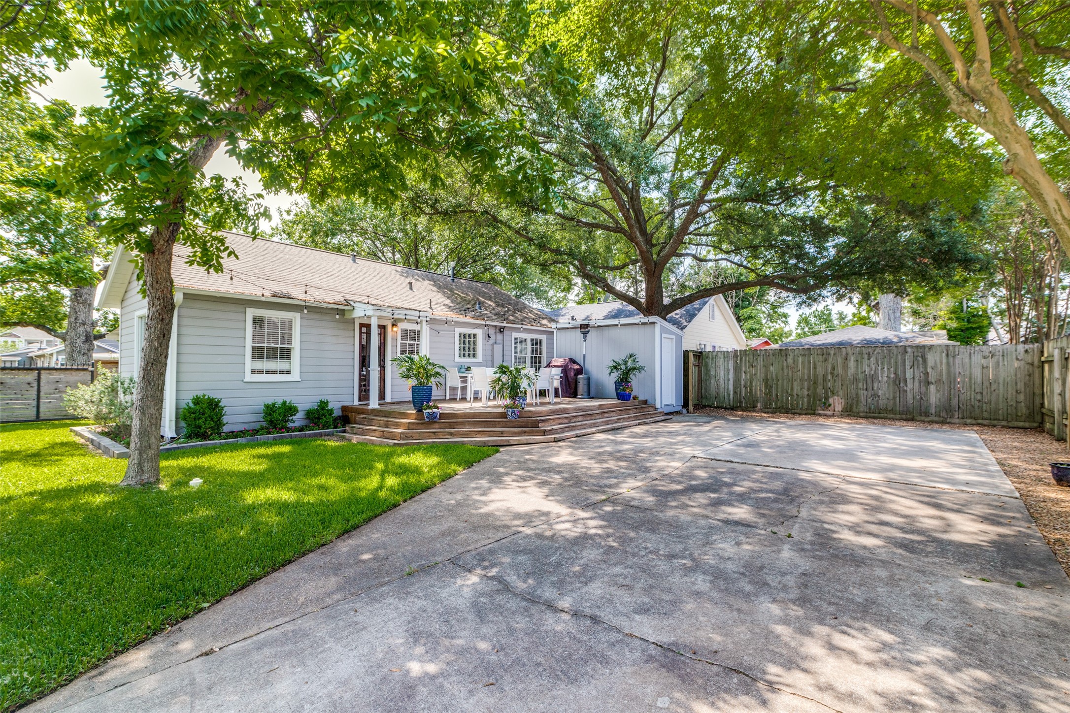 2019 Gostick Street Houston, TX 77008 - Photo 25 of 36