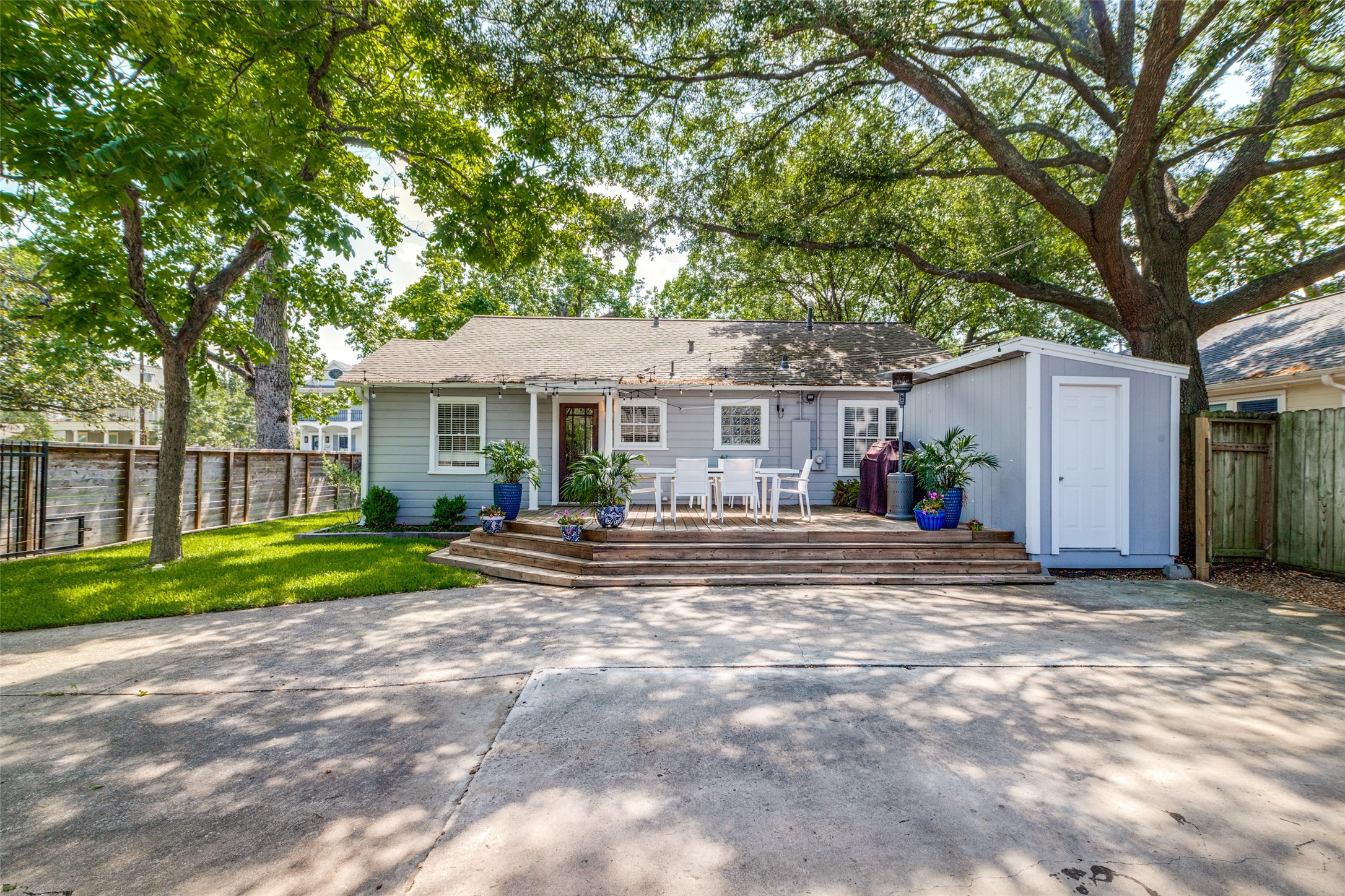 2019 Gostick Street Houston, TX 77008 - Photo 26 of 36