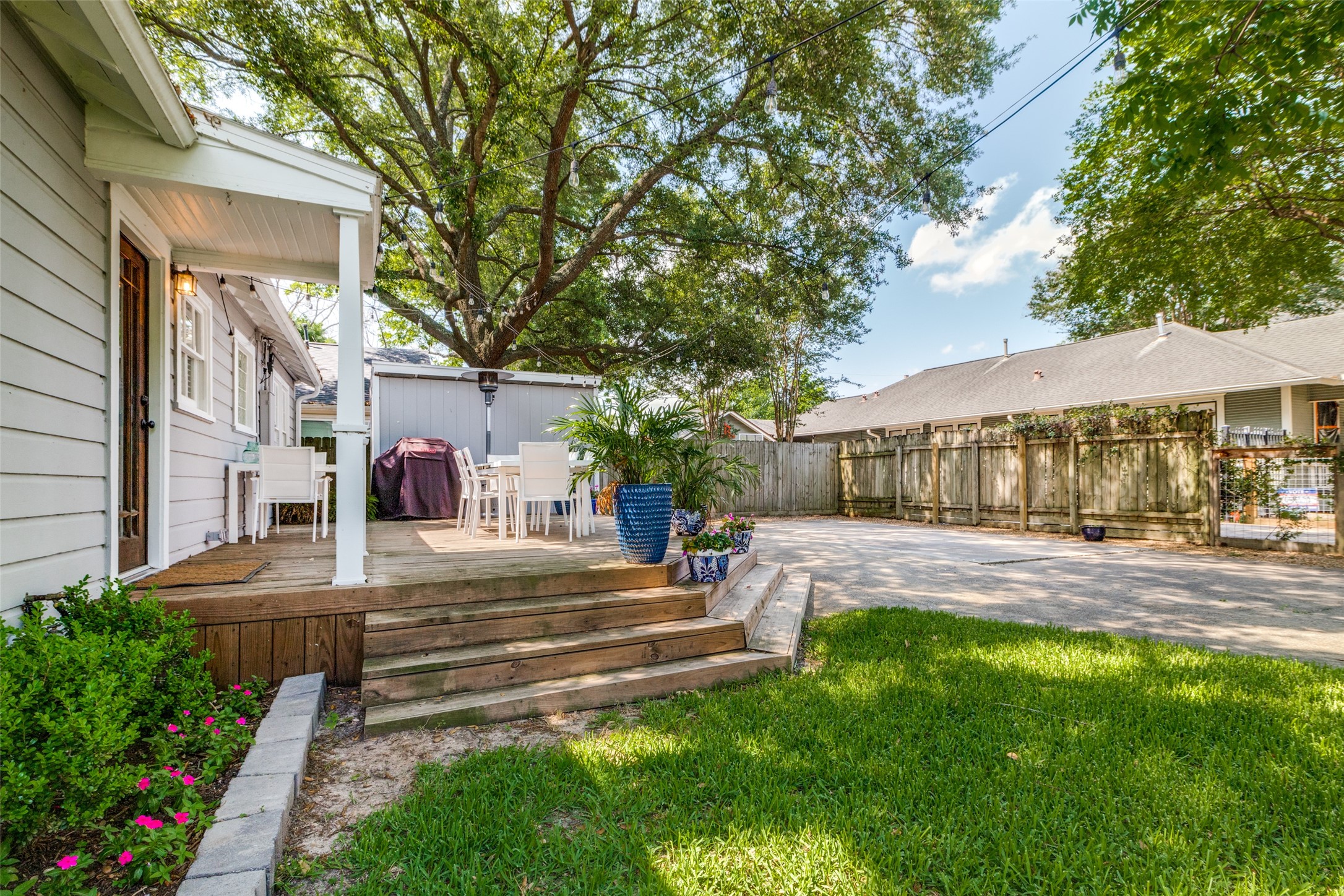 2019 Gostick Street Houston, TX 77008 - Photo 34 of 36