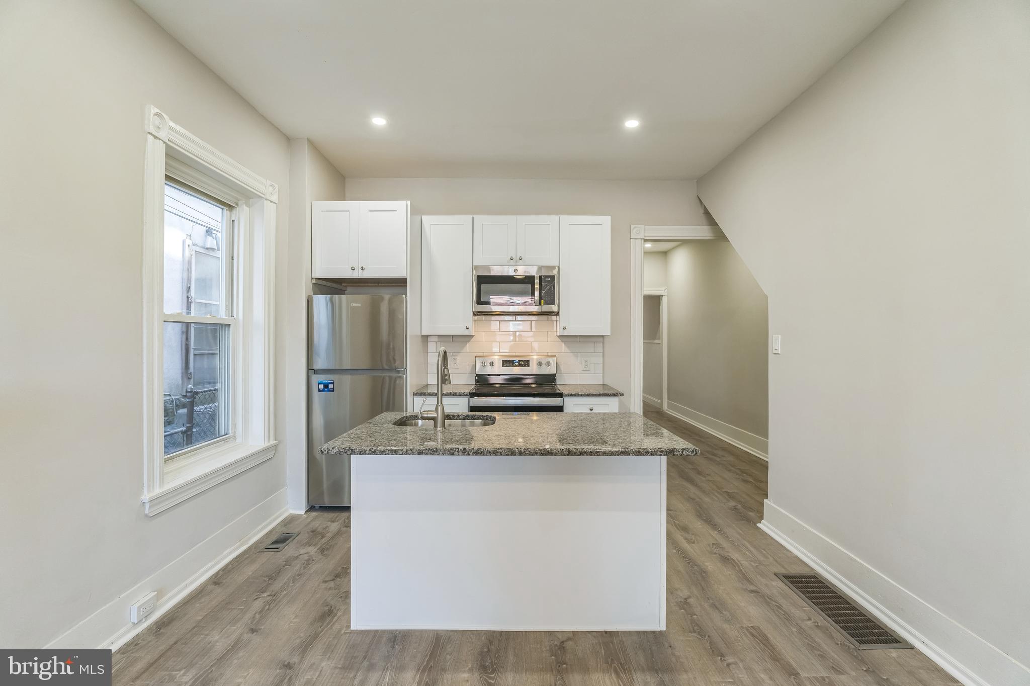5211 Ridge Avenue Philadelphia, PA 19128 - Photo 4 of 30 Gallery Image 4