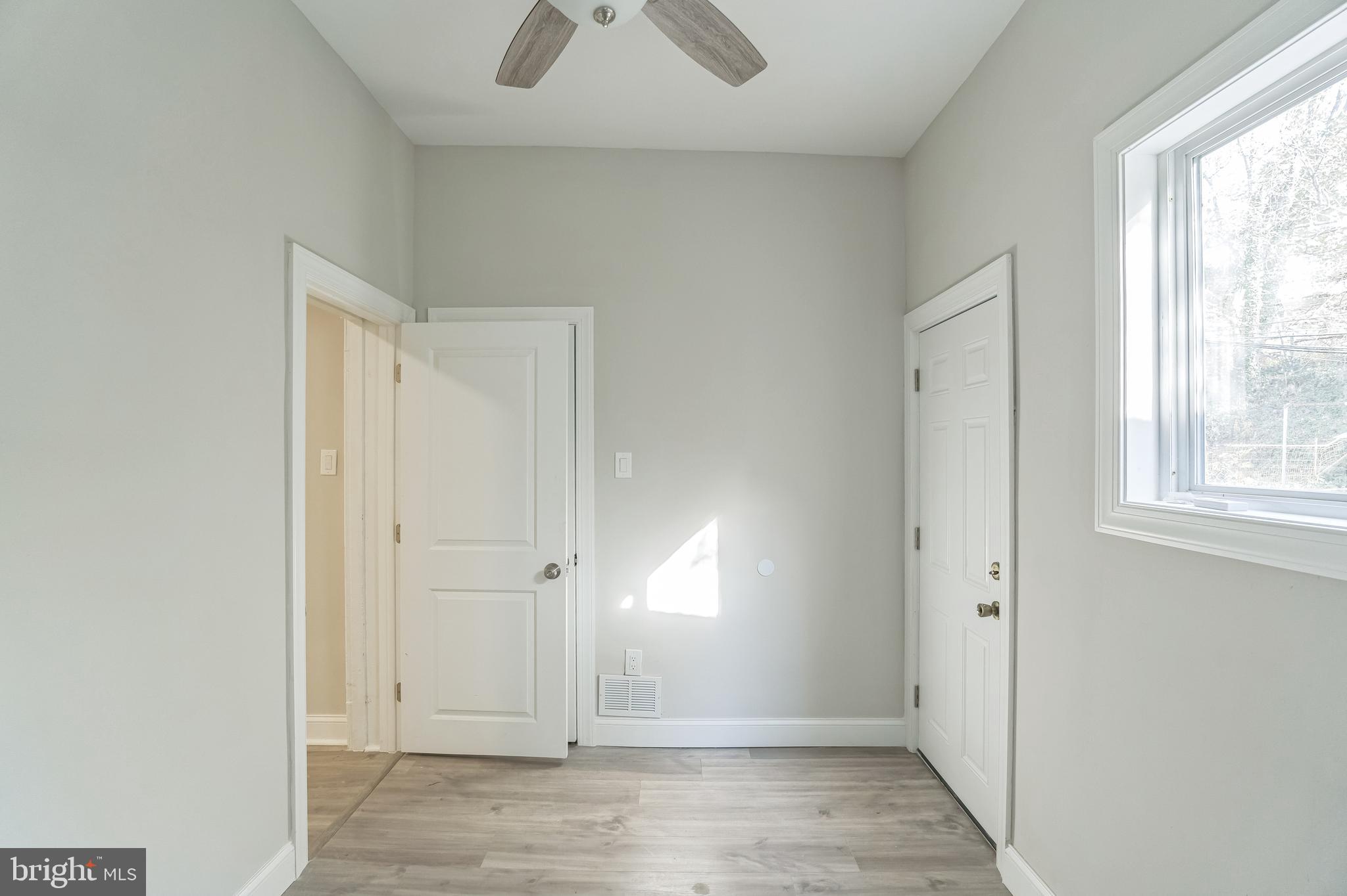 5211 Ridge Avenue Philadelphia, PA 19128 - Photo 10 of 30 Gallery Image 10