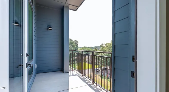 $3,025 | 255 East Chatham Street, Unit B1, Cary, NC 27511