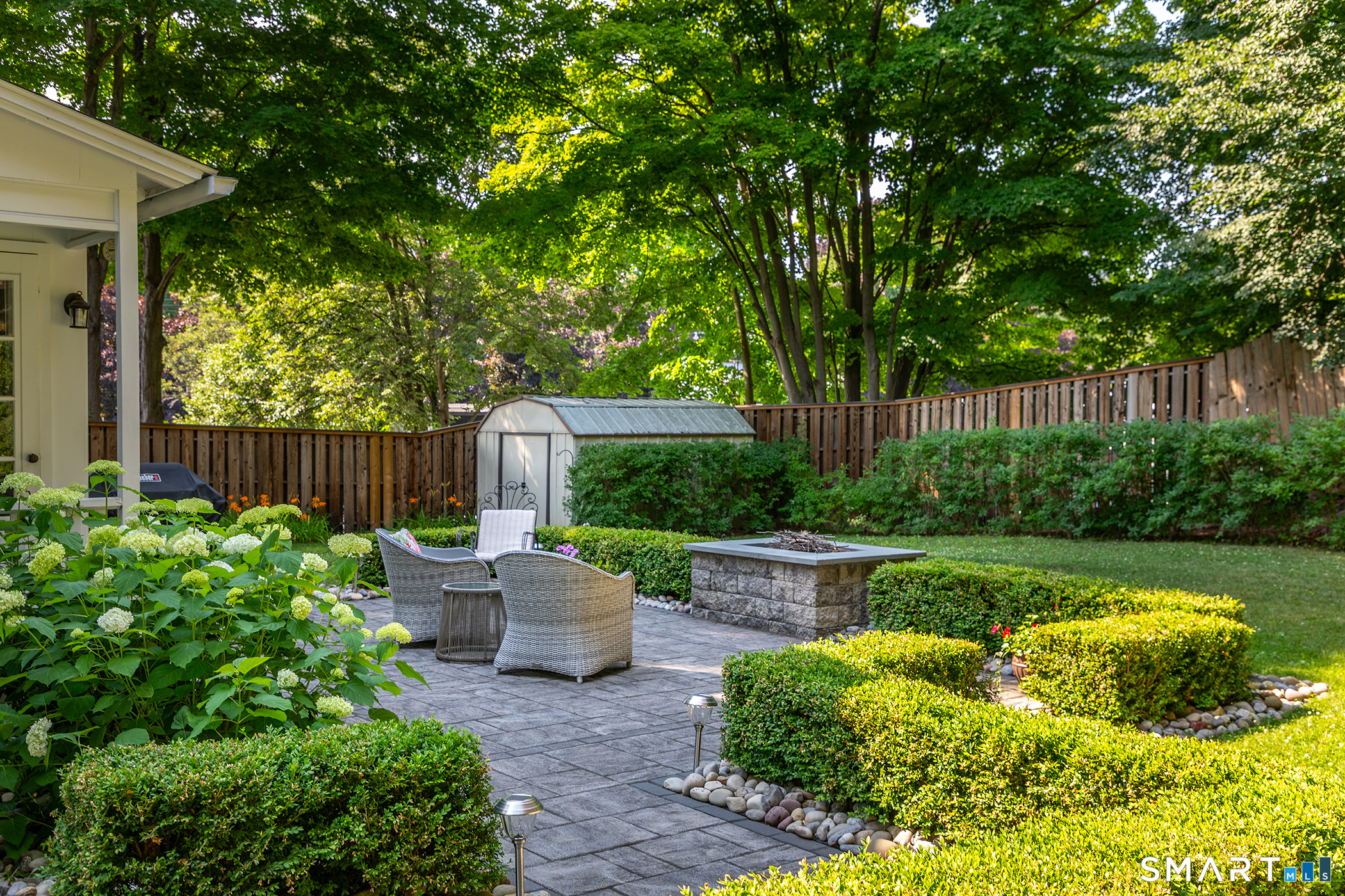 9 Spring Street Woodbury, CT 06798 - Photo 16 of 19