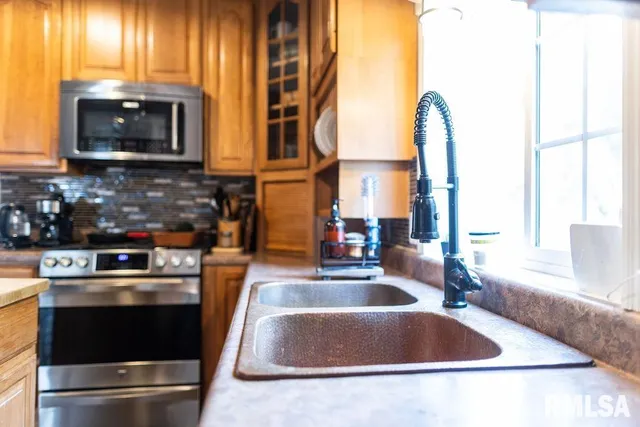 $199,500 | 306 West Fremont Street, Elmwood, IL 61529