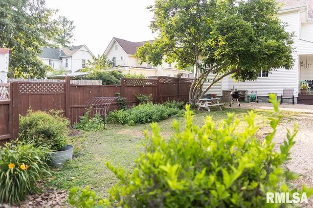 $199,500 | 306 West Fremont Street, Elmwood, IL 61529