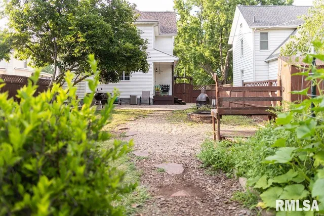 $199,500 | 306 West Fremont Street, Elmwood, IL 61529