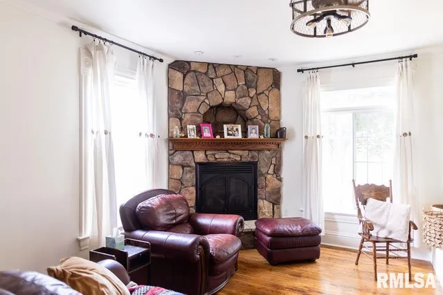 $199,500 | 306 West Fremont Street, Elmwood, IL 61529