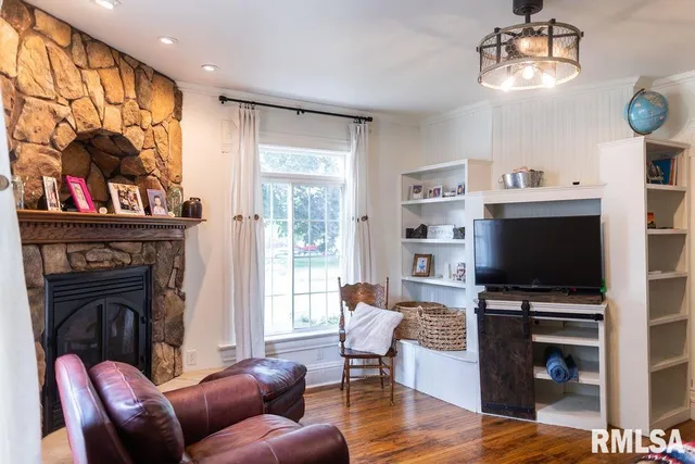 $199,500 | 306 West Fremont Street, Elmwood, IL 61529