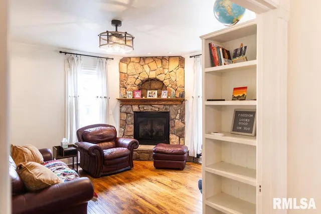 $199,500 | 306 West Fremont Street, Elmwood, IL 61529