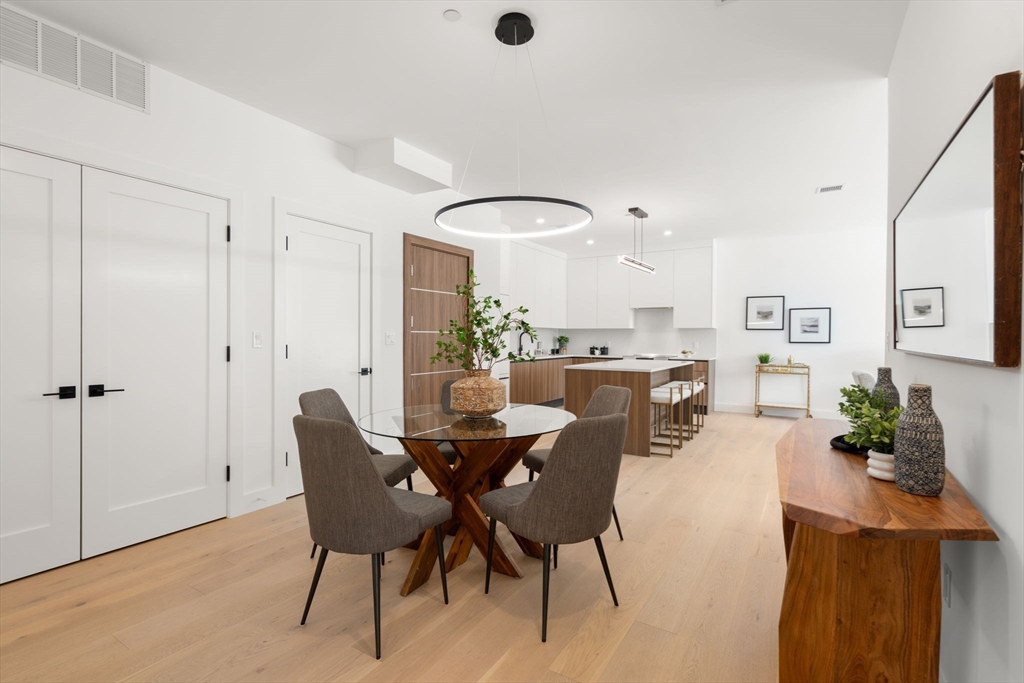 16 Stearns Road, Unit 103 Wellesley, MA 02482 - Photo 11 of 19