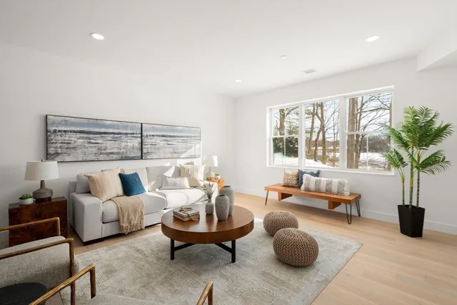 $1,523,800 | 16 Stearns Road, Unit 103, Wellesley, MA 02482