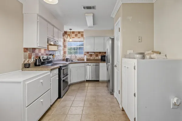 $1,800 | 3014 Windsor Circle, Crestview, FL 32539