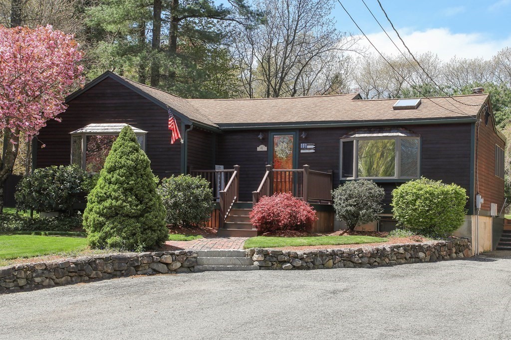 4 Bettencourt Road Middleton, MA 01949 - Photo 2 of 40 Gallery Image 2
