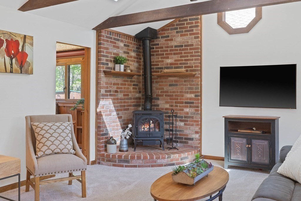 4 Bettencourt Road Middleton, MA 01949 - Photo 3 of 40 Gallery Image 3