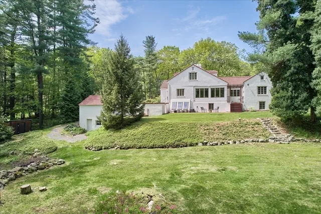 $1,549,000 | 144 Pine Street, Dover, MA 02030