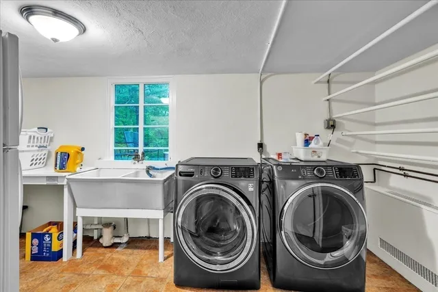 $1,549,000 | 144 Pine Street, Dover, MA 02030