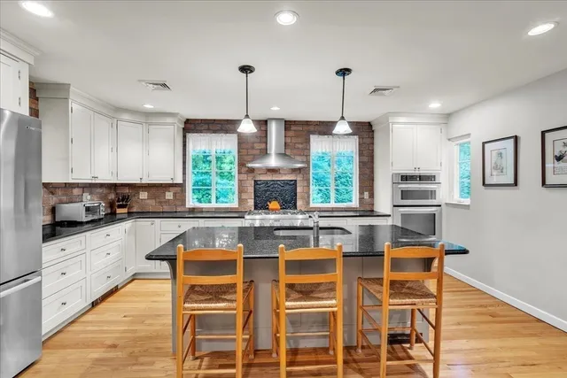 $1,549,000 | 144 Pine Street, Dover, MA 02030