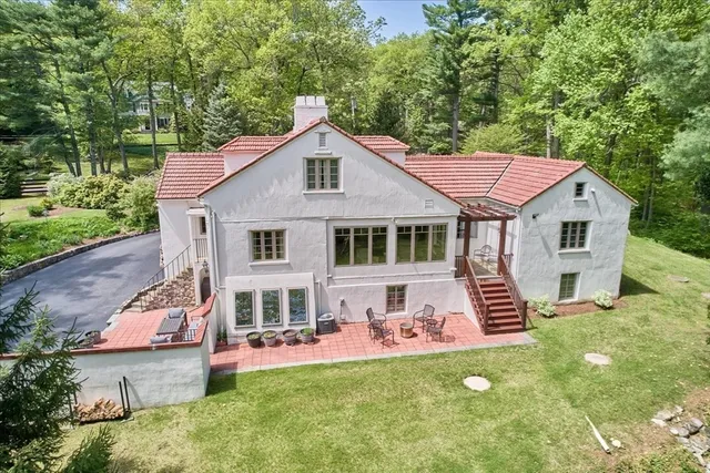 $1,549,000 | 144 Pine Street, Dover, MA 02030