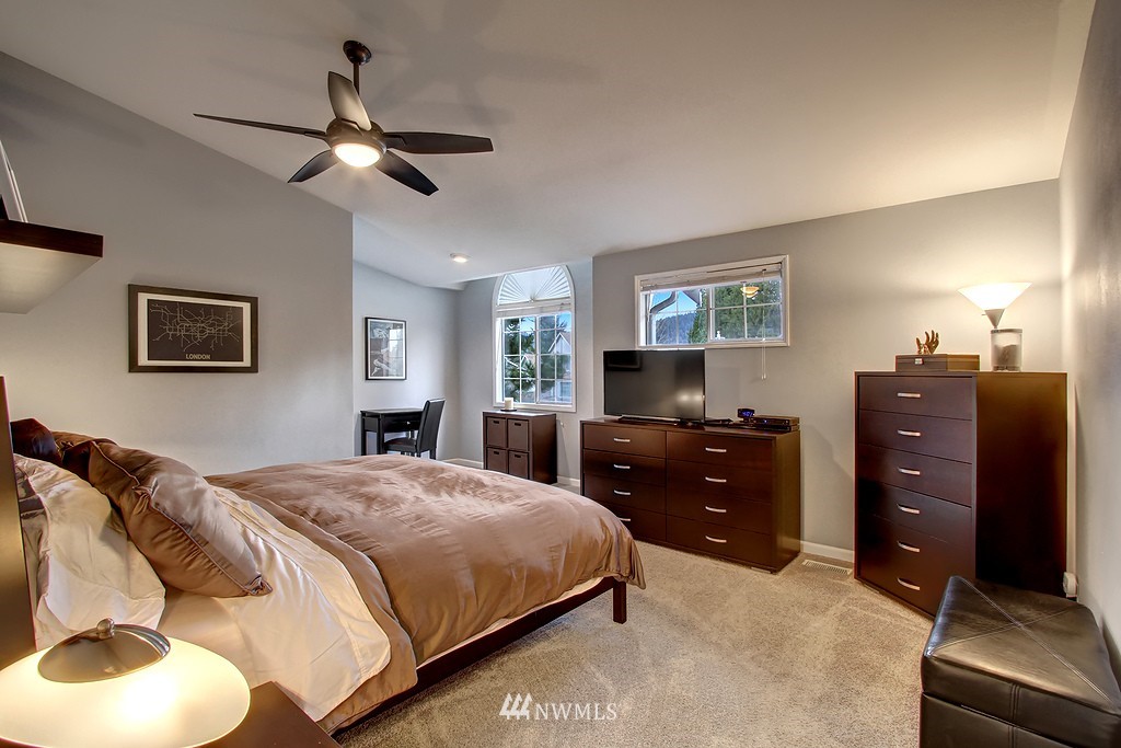 5007 Northeast 19th Street Renton, WA 98059 - Photo 21 of 22