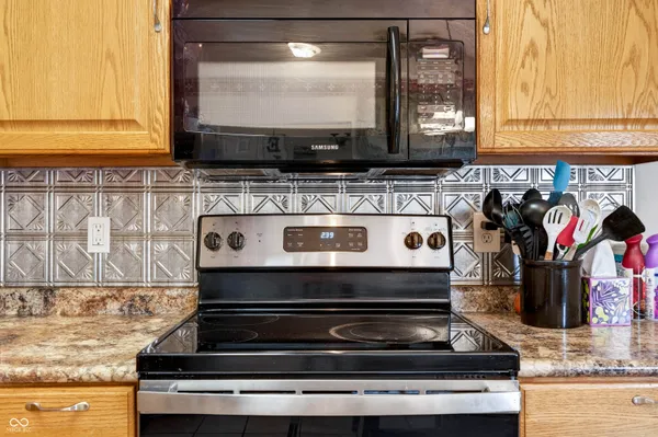 $314,900 | 2823 Whitney Way, Seymour, IN 47274